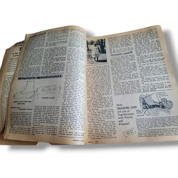 Vintage Women's Circle Magazine April 1965 - Picture 4 of 5